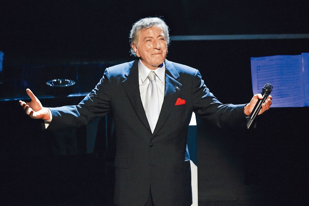 传奇歌手Tony Bennett周五在纽约逝世，享年96岁。