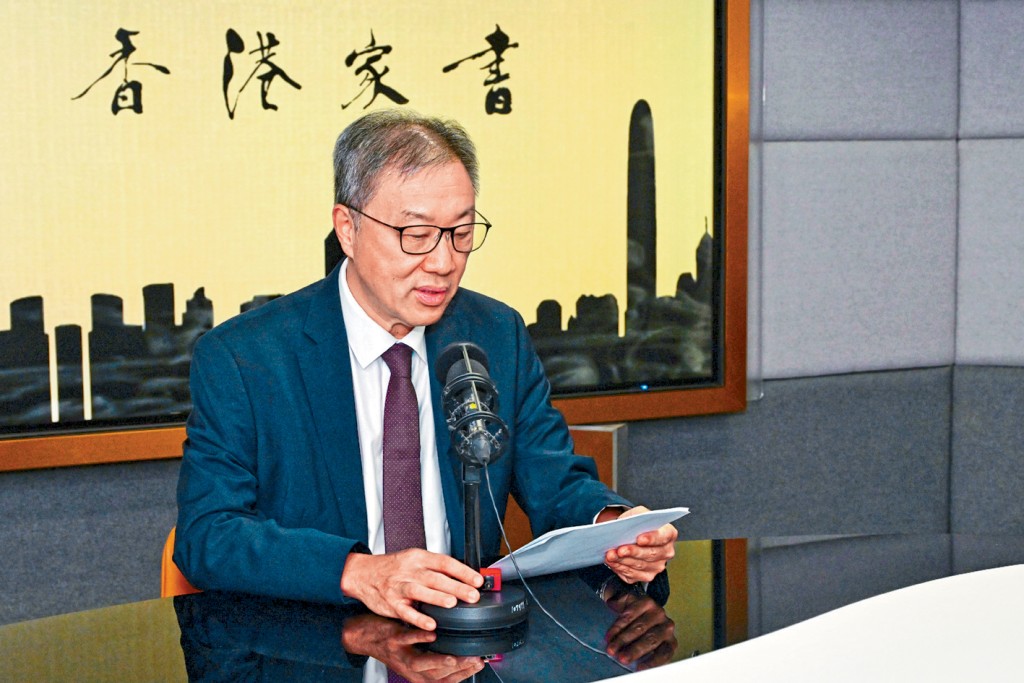 選舉管理委員會主席陸啟康表示，選舉日期具法理重要性，不可輕易改動。