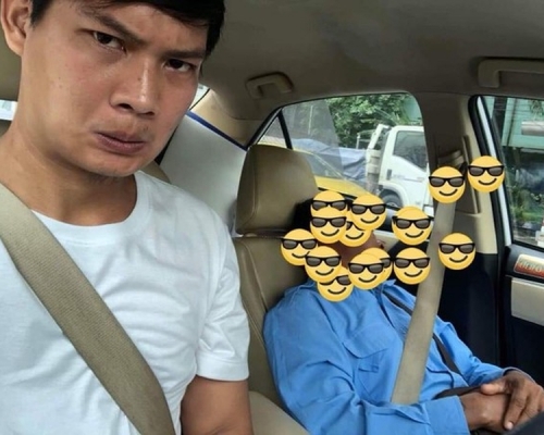 泰國一名的士司機累到打瞌睡，男乘客抓過軚盤自己開。（網圖）