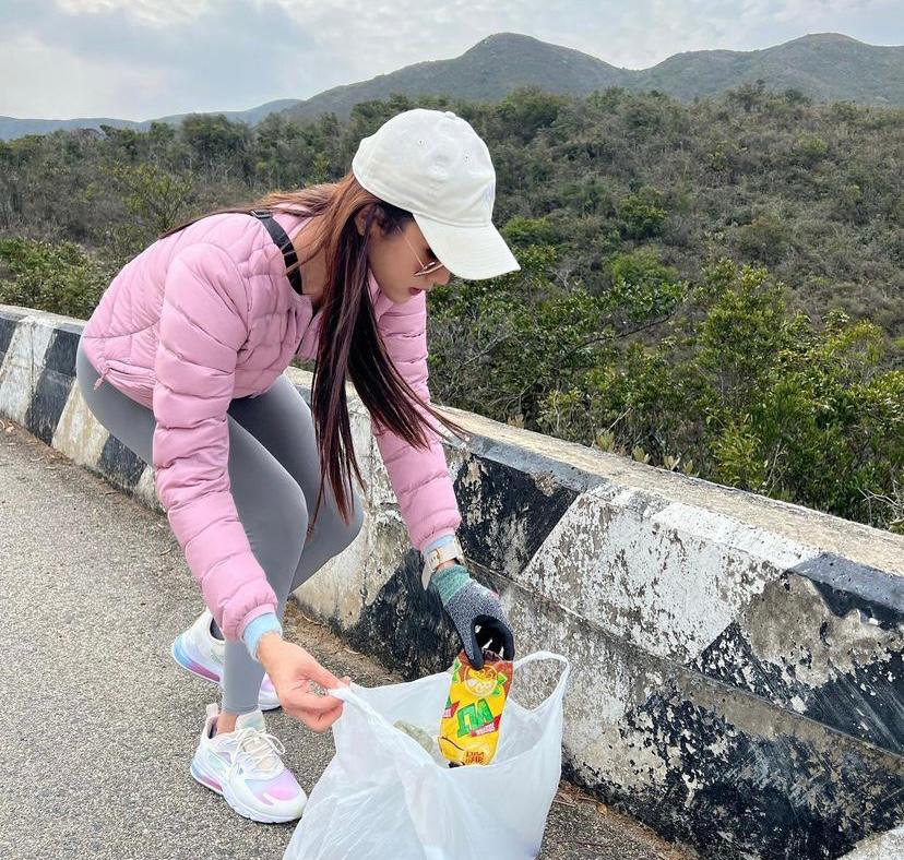 行山之餘，順道執垃圾，好環保！