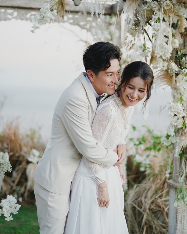 蕭正楠與黃翠於2018年在紐西蘭旅行註冊結婚。