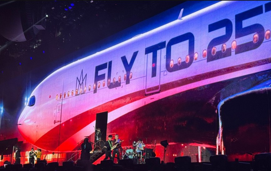 五月天去年5月於啟德體育園主場館舉行合共4場《#5525回到那一天 25周年巡迴演唱會》香港站。