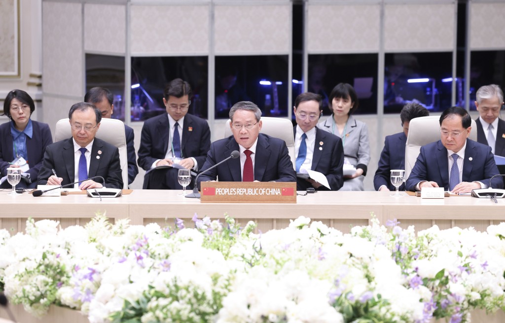 總理李強在南韓首爾參加中日韓峰會。新華社