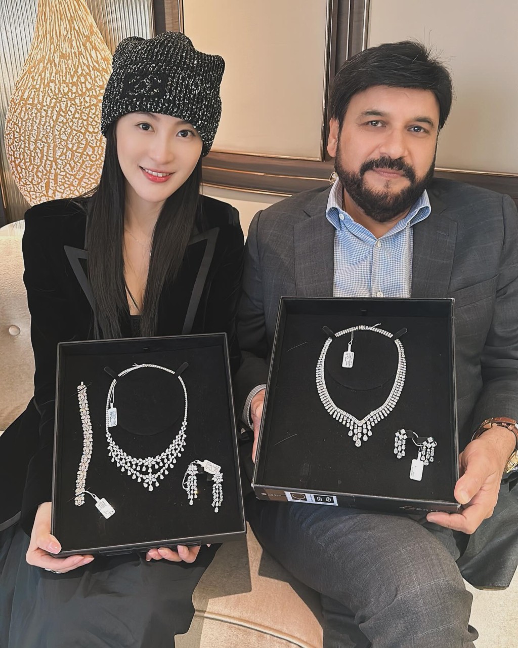 林夏薇找來印度的拋光鑽石供應商合作。