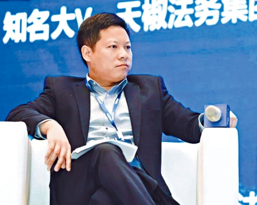 ■媒體人羅昌平涉詆譭英烈被拘。