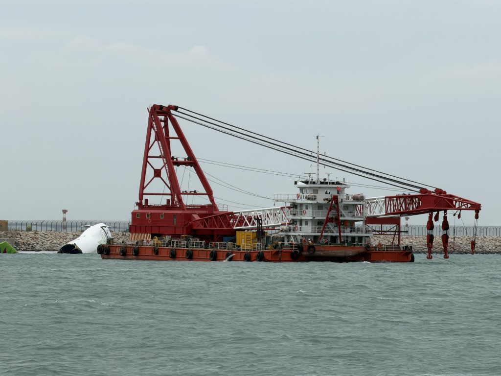 貨機墮海事故造成兩人死亡。資料圖片 貨機墮海事故造成兩人死亡。資料圖片