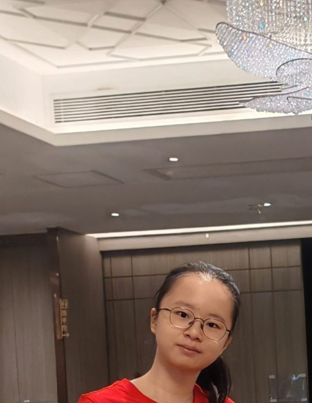 18歲少女郭靄筠(Daisy)於7月14日下午在樂富商場最後露面後便告失蹤。 18歲少女郭靄筠(Daisy)於7月14日下午在樂富商場最後露面後便告失蹤。