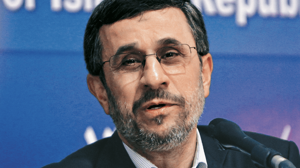 早前一度被傳出在襲擊中喪生的前總統內賈德（Mahmoud Ahmadinejad），最新消息證實他在一場暗殺企圖中僥倖生還。路透社