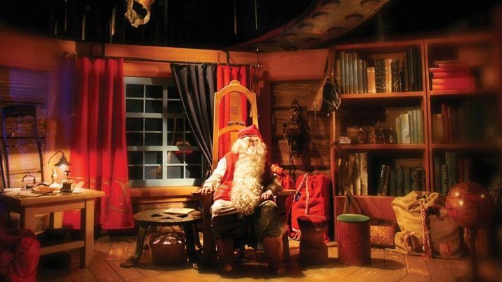 聖誕老人會在羅凡尼米的聖誕老人村等待大家來訪。
