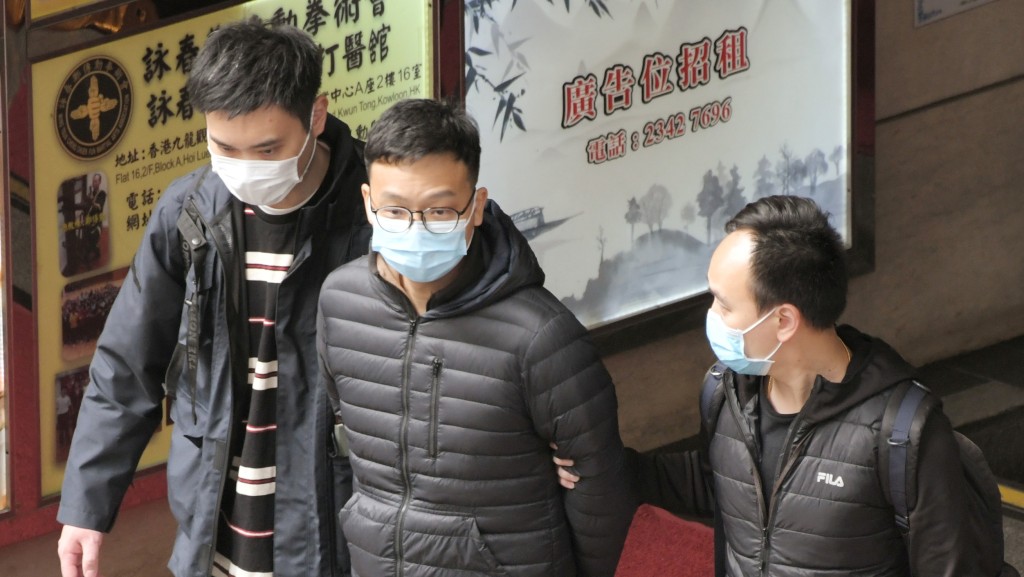 警方搜查立場新聞觀塘辦公室並帶走署理總編輯林紹桐。資料圖片