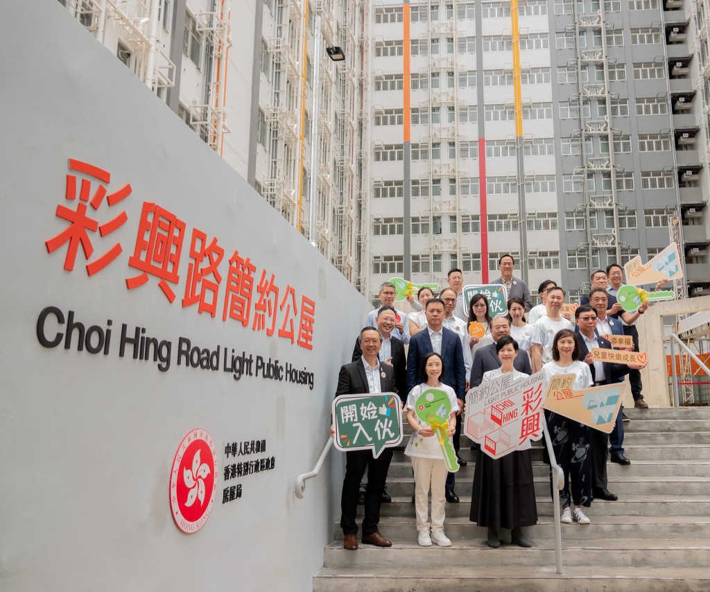 特首在2022年接施政報告宣布興建簡約公屋,當時工作完全是由零開始。資料圖片 特首在2022年接施政報告宣布興建簡約公屋,當時工作完全是由零開始。資料圖片