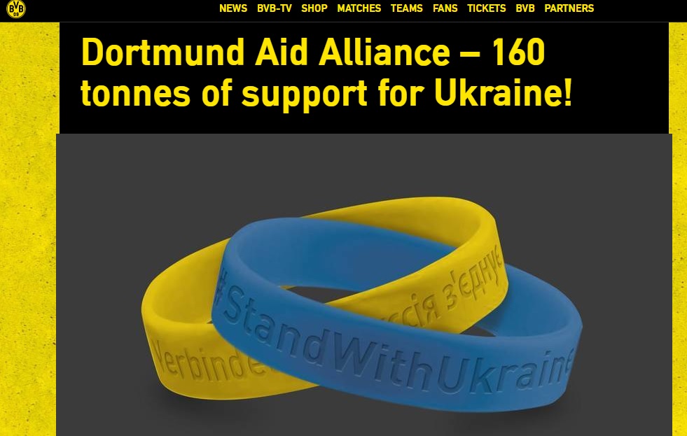 多蒙特周五起亦发售印有「与乌克兰站在一起」字样的手环，售价为十欧罗(约八十六港元)，球迷也可选择以廿五或一百欧罗购买，所有收益将全数拨捐Libereco。 多蒙特官网图片