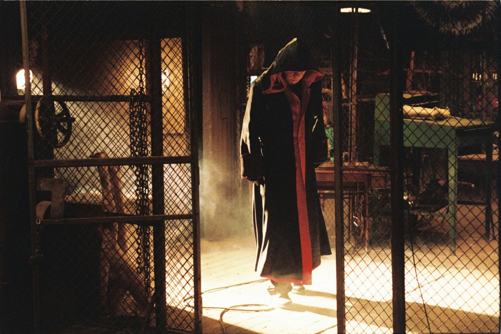 《恐惧斗室》（Saw）系列是温子仁最著名作品。