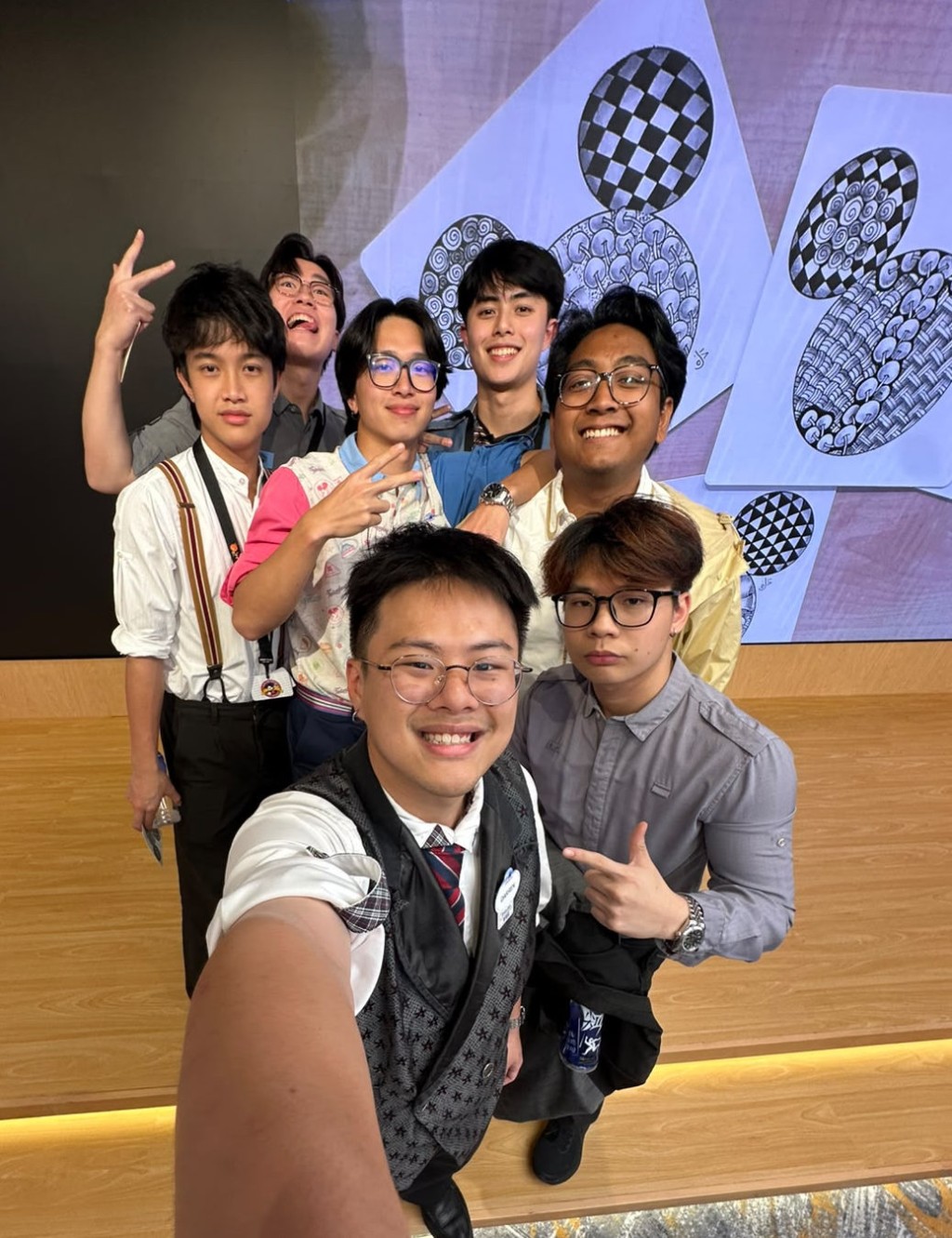 Darren Toh最大的收穫之一是有機會與來自不同背景的演藝人員共事。 Darren Toh最大的收穫之一是有機會與來自不同背景的演藝人員共事。