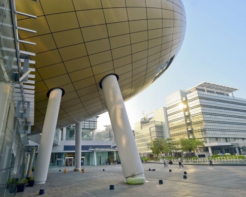 特首林鄭月娥在《施政報告》 中指出,推動香港發展成為智慧城市是重要目標。