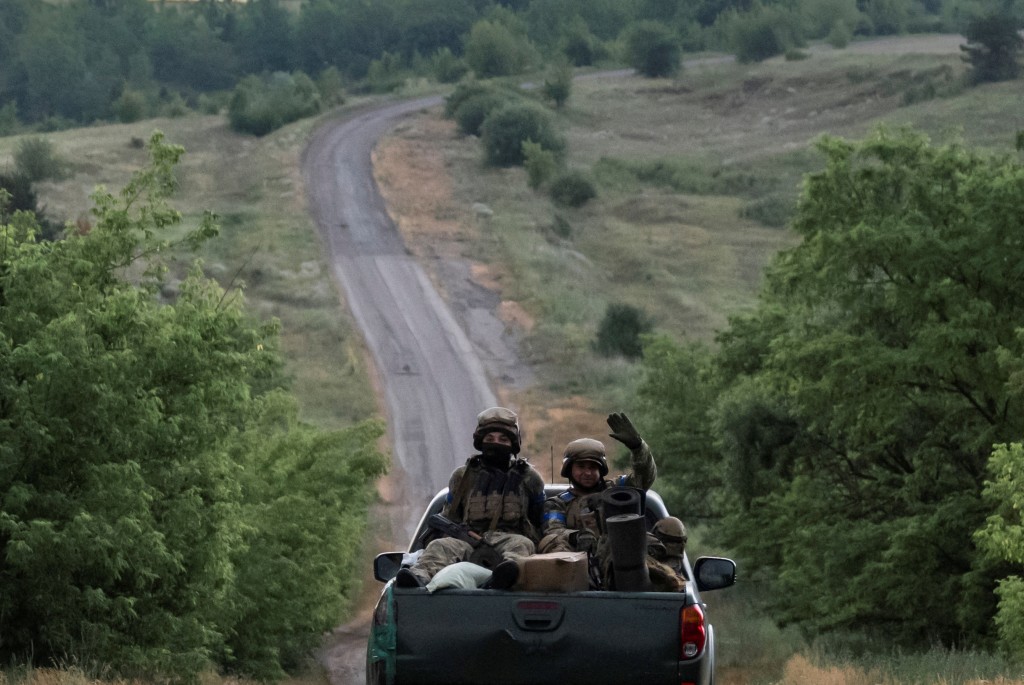 美国松绑美援乌克兰武器跨境反击俄罗斯的限制，不限于与哈尔科夫接壤的俄罗斯边境地区。路透社