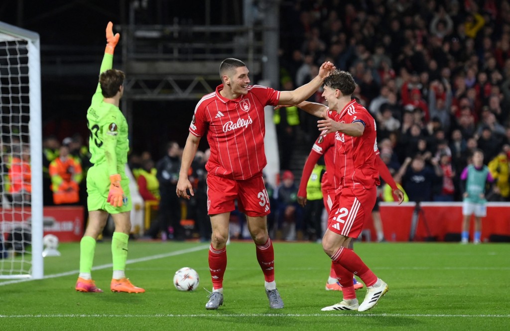 諾定咸森林3：0馬模。路透社