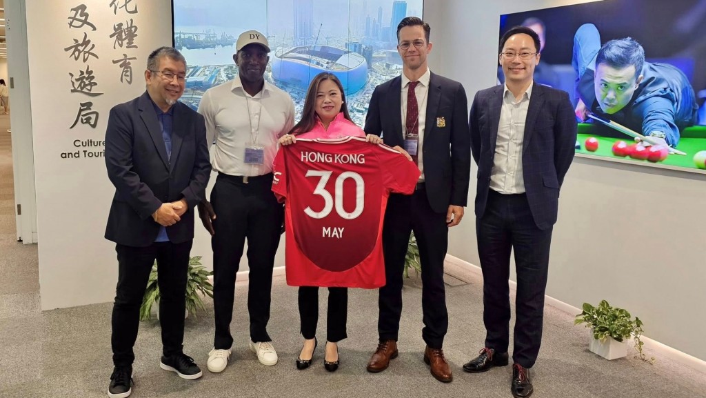 主辦方連同曼聯名宿約基星期五（11日）訪文體旅局。羅淑佩fb