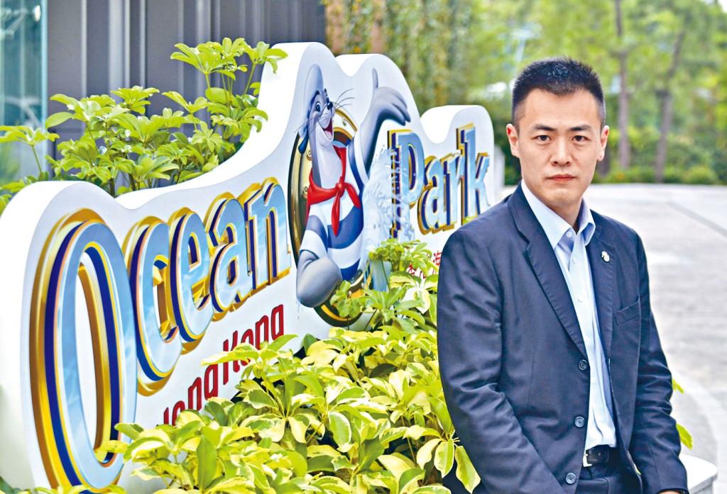 劉鳴煒說，海洋公園正處於命運交叉點，若不獲撥款就要「執笠」。