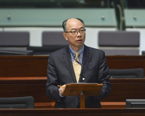 陳帆指白居二名額每年檢討。資料圖片