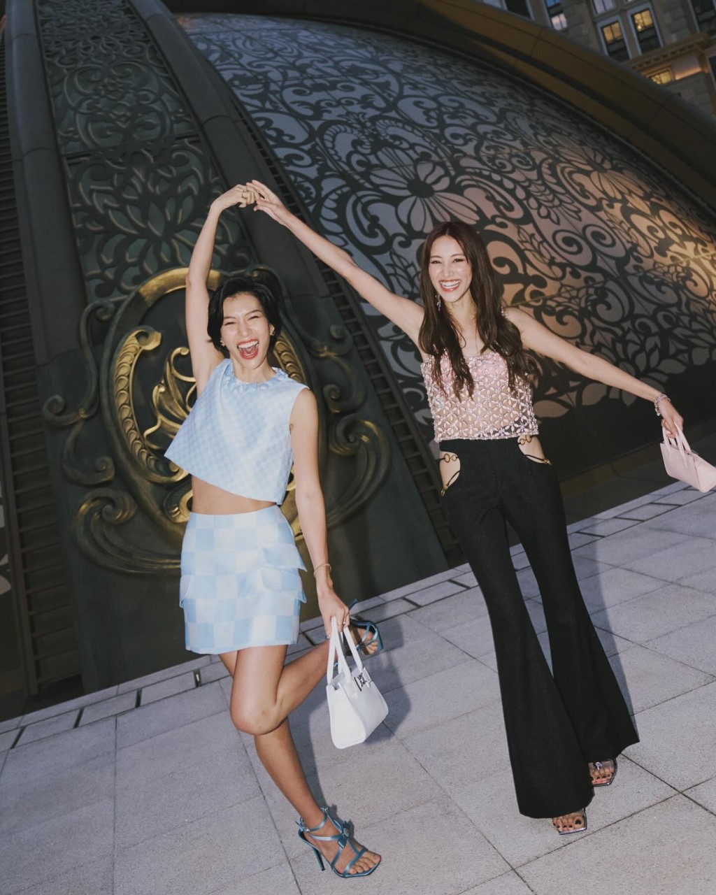 昨晚（26日）陳凱琳於IG晒出多張當日的打扮照。