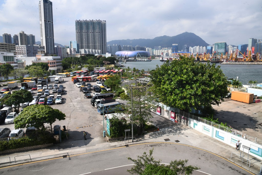 庇利街浙江街交界地皮。何健勇攝 庇利街浙江街交界地皮。何健勇攝