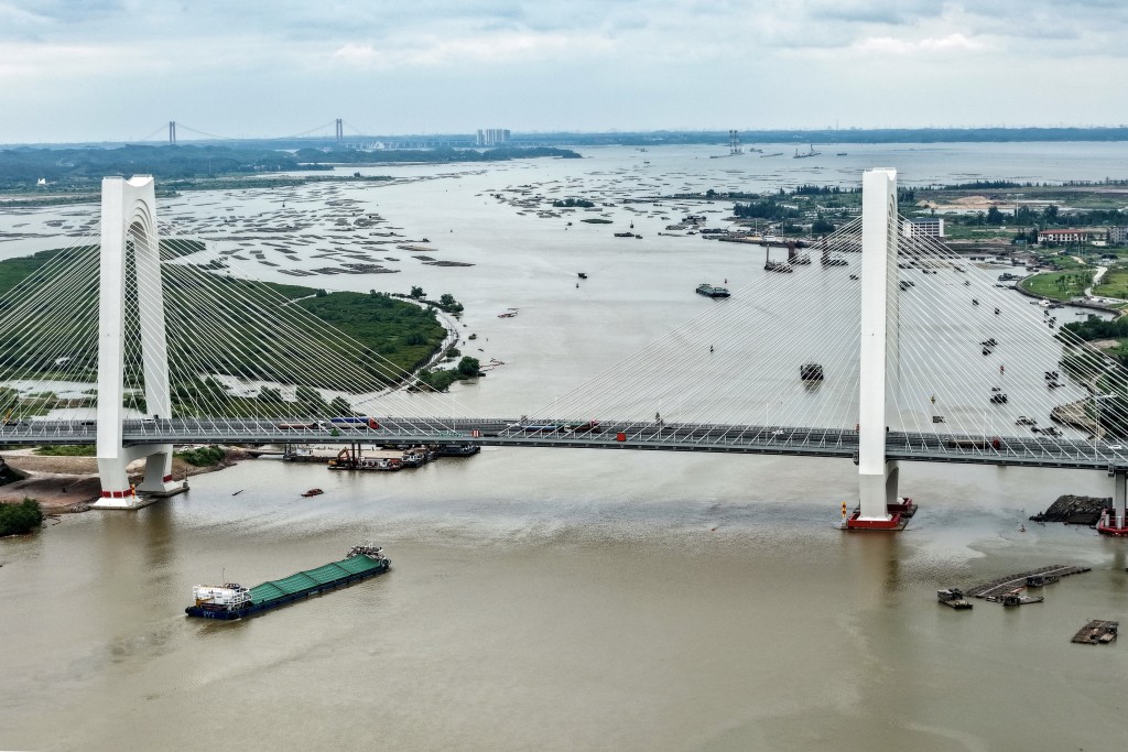 平陆运河是新中国成立以来首条由国家层面统筹建设的通江达海运河工程，于9月16日正式建成通航。新华社
