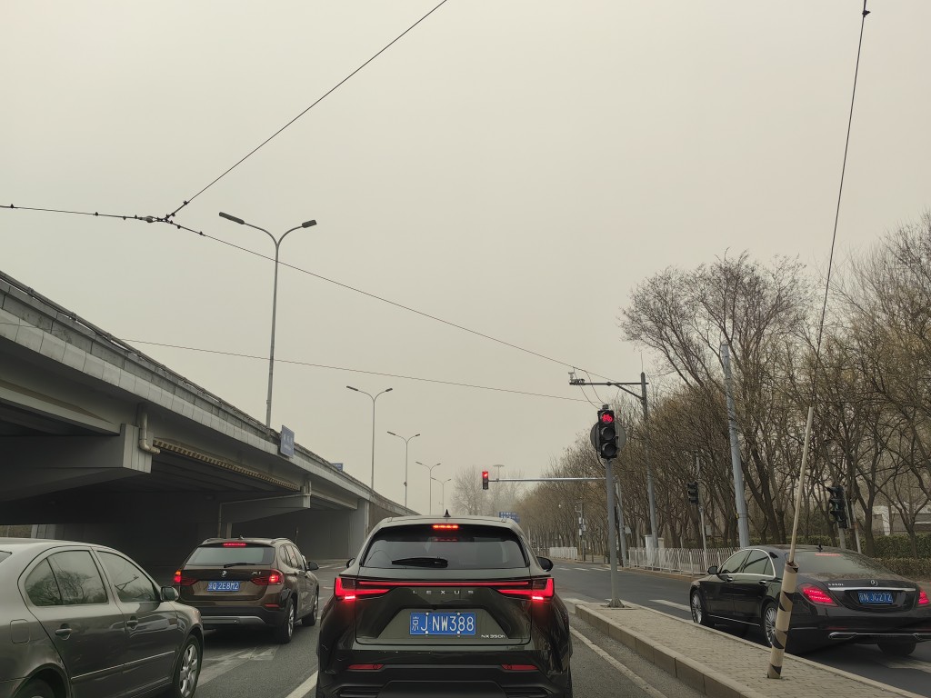 北京的「兩會藍」不見了。　張言天攝