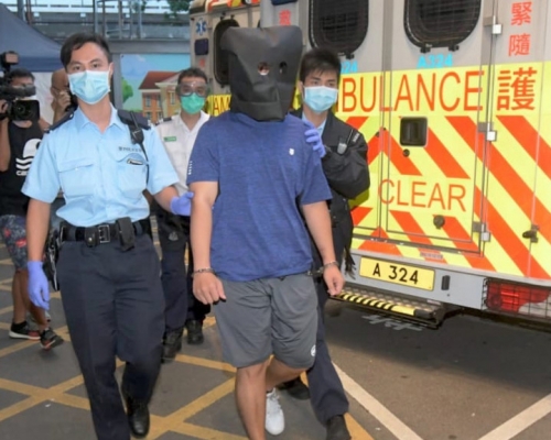被告胡鉅森當日被捕。 資料圖片