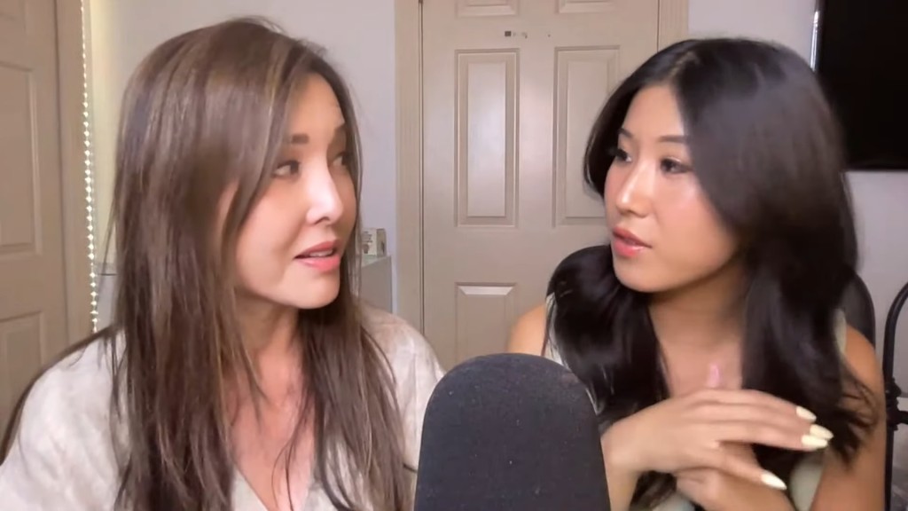 李婉華曾與女兒Natalie一起開直播分享加拿大畢業生在當地的就業情況。