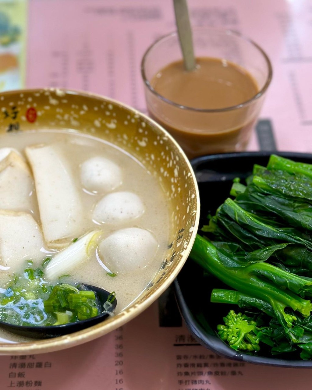 鄧達智近日亦戒食澱粉及糖，避免傷口加劇發炎。