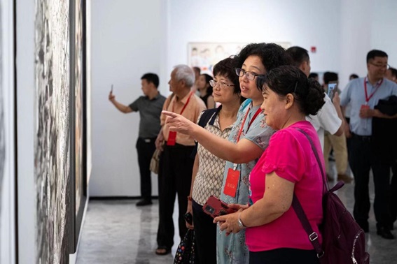 展览是对过去五年当代中国画创作成果的集中检阅。