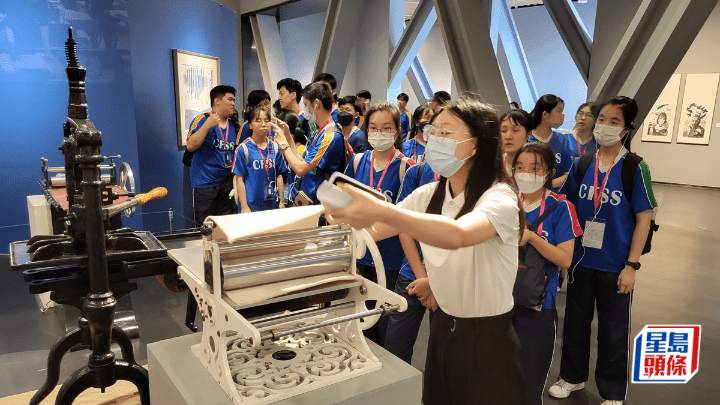下學年「大灣區職涯探索之旅」計劃的行程數目將增至22個,部分行程新增當地文化景點及博物館等的參觀。資料圖片