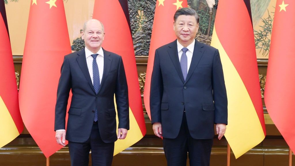 2022年11月，习近平在北京人民大会堂会见德国总理朔尔茨。(新华社)