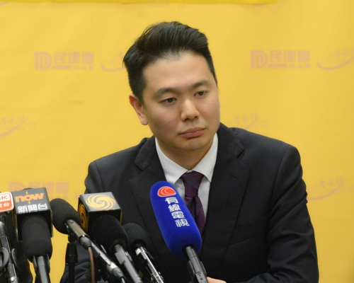 民建聯議員周浩鼎認為，香港刑事法例無追溯力，草案不能解決台灣殺人案。資料圖片