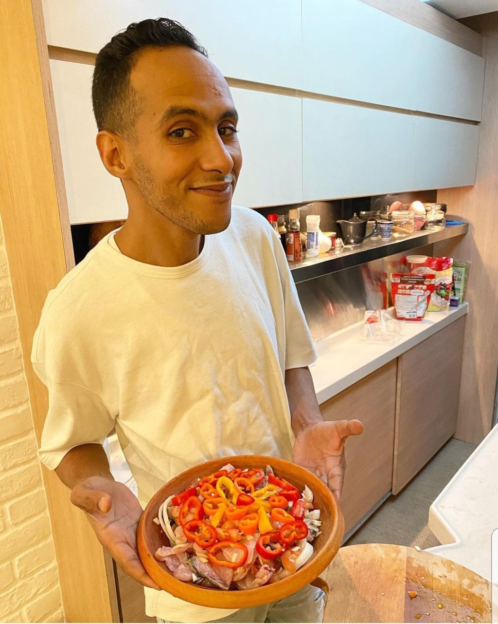 未婚夫姓氏係阿拉伯文Annouhi (直譯:阿嚕嘻),所以婚後可以叫她做阿太!