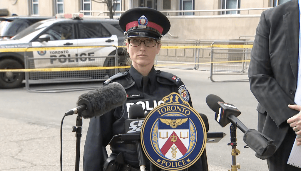 加拿大皇家騎警安大略省刑事行動總監萊瑟（Chris Leather）表示，案件已被界定為國家安全事件，至於是否涉及恐怖主義，則需在未來數周進一步核實。Global News直播畫面截圖