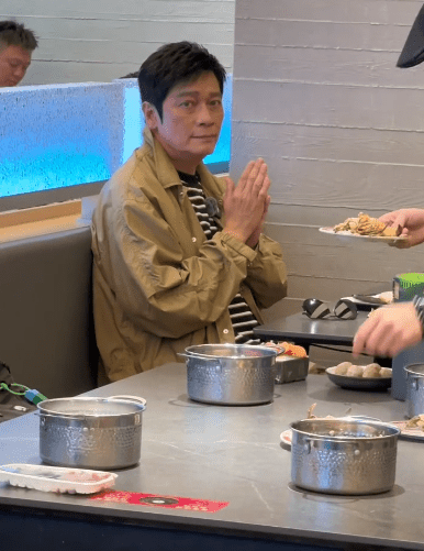 羅嘉良的表情動作被指姨化。