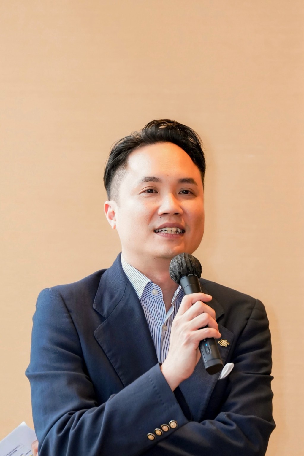 心系创始人及首席执行官陈炳鸣先生作主题分享。 心系创始人及首席执行官陈炳鸣先生作主题分享。