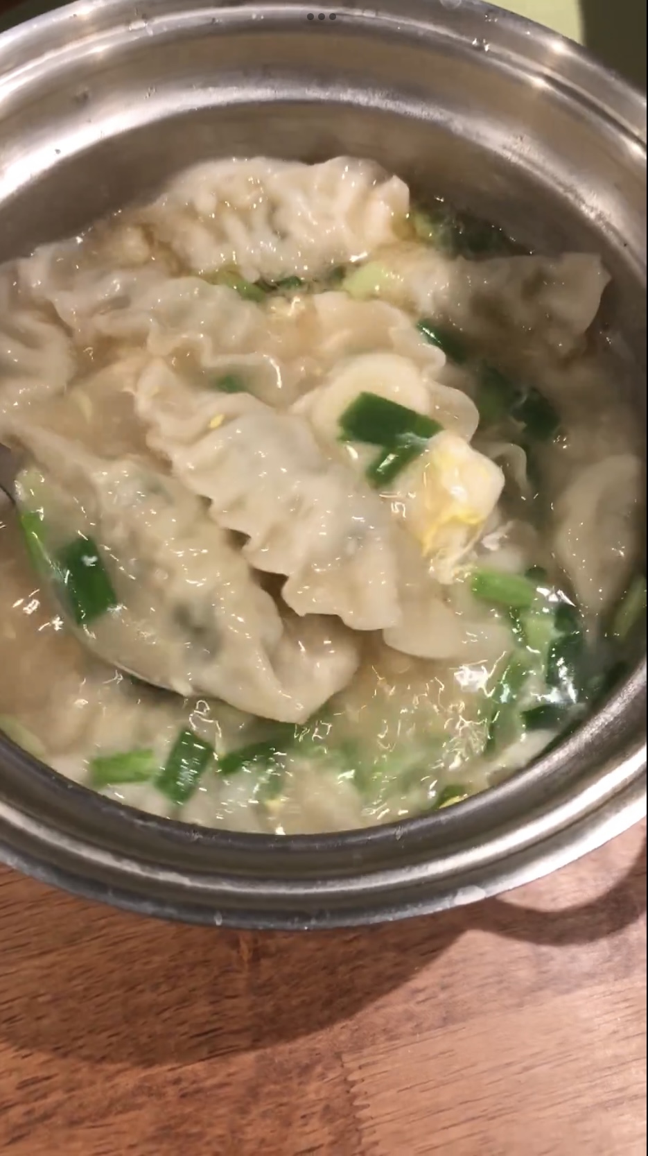 韓式餃子湯。 X