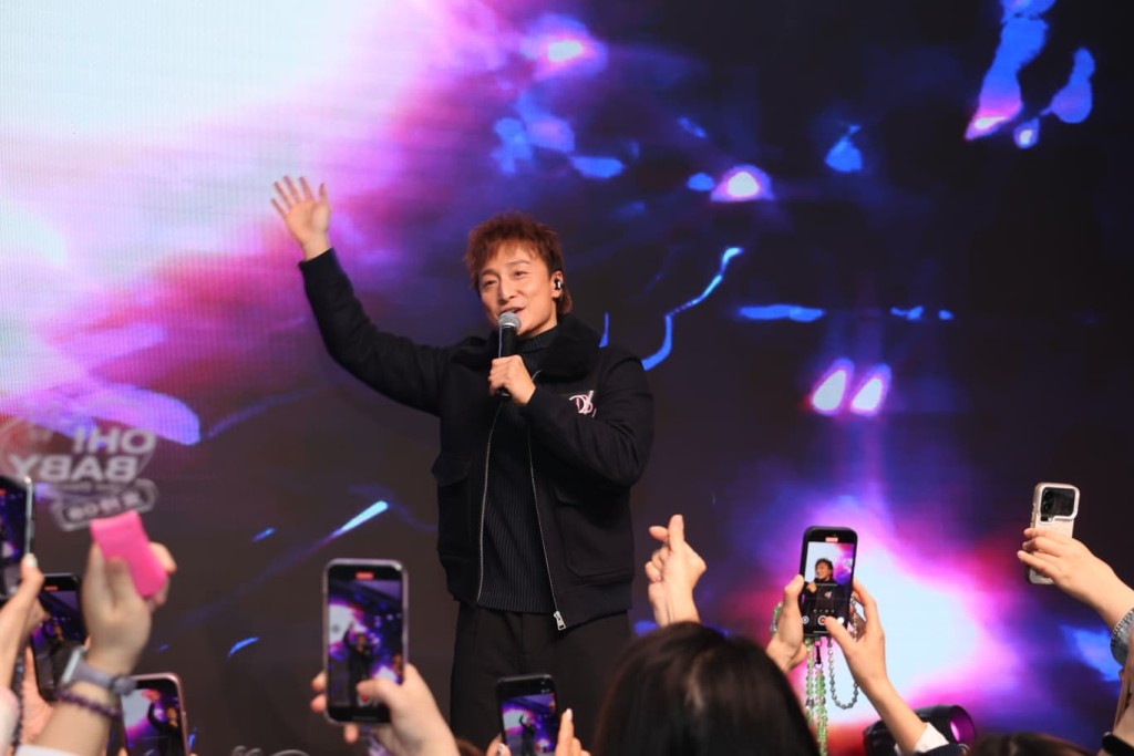 至於女兒的中文名，方力申話未問准太太，「唔講得住。」