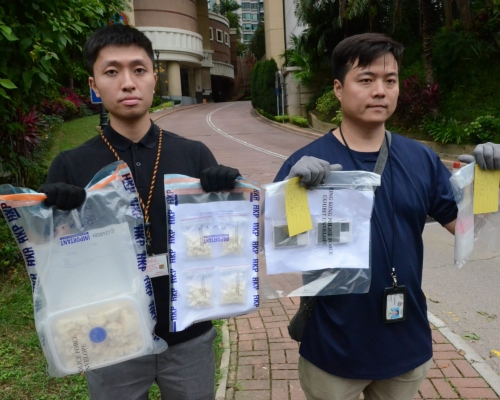 警方搜查荃灣朗逸峯檢127萬元毒品