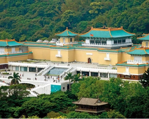 台北故宮博物院受疫情影響，門票收入及入場人次均錄得暴跌。網圖