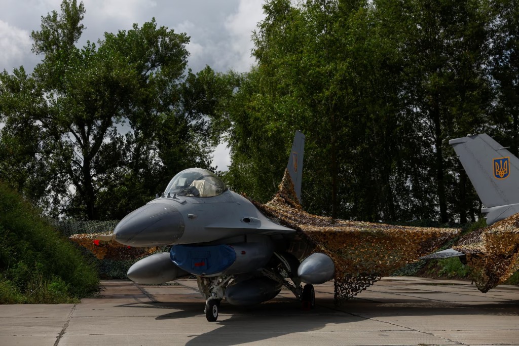 澤連斯基稱F-16戰機已執行國內任務。路透社