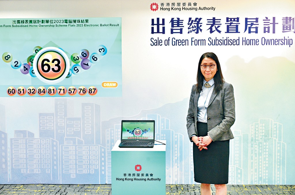 黃碧如指今期綠置居超額認購23倍，較以往平均10幾倍為高，不認同市民對綠置居的需求減低。 