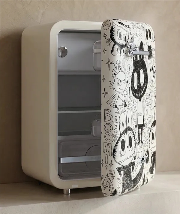 LABUBU雪柜内部设计。