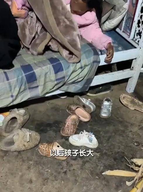 “superB太”揭发阿吉一家卖惨骗捐。