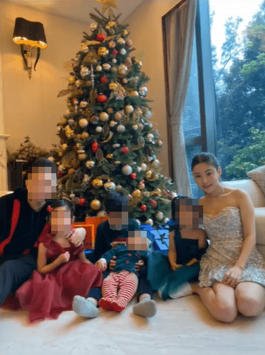 蔡天凤育有4名子女。