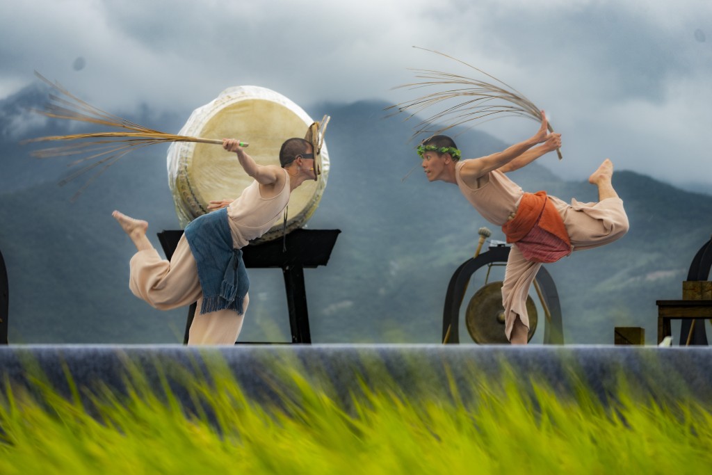 池上秋收稻穗艺术节2025 优人神鼓携手桑布伊以天地为舞台