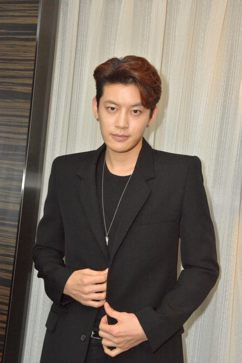 SE7EN同李多海2016年喺泰國旅行被影到而戀情曝光。
